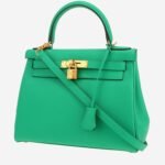 Hermès Kelly 28 cm handbag in green togo leather