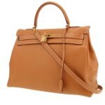 Hermès Kelly 35 cm handbag in gold Courchevel leather