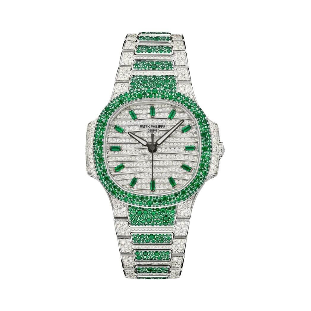 Patek Philippe Nautilus 7118/1453G-001 Haute Joaillerie Automatic Emeralds Diamond - Luxury Souq Patek Philippe Nautilus 7118/1453G-001 Haute Joaillerie Automatic Emeralds Diamond - Luxury Souq